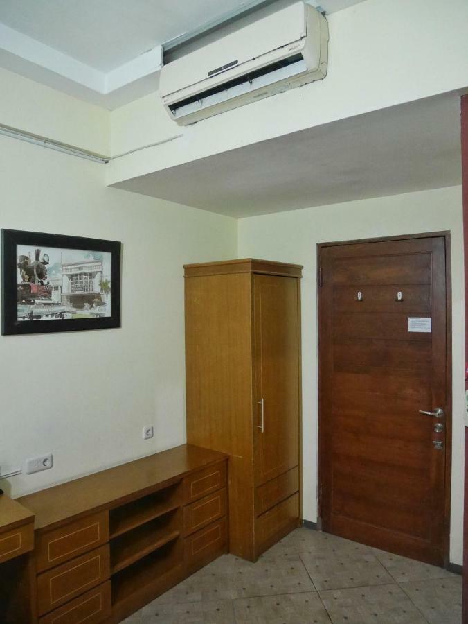 Rumah Tawa Hotel Syariah Бандунг Экстерьер фото