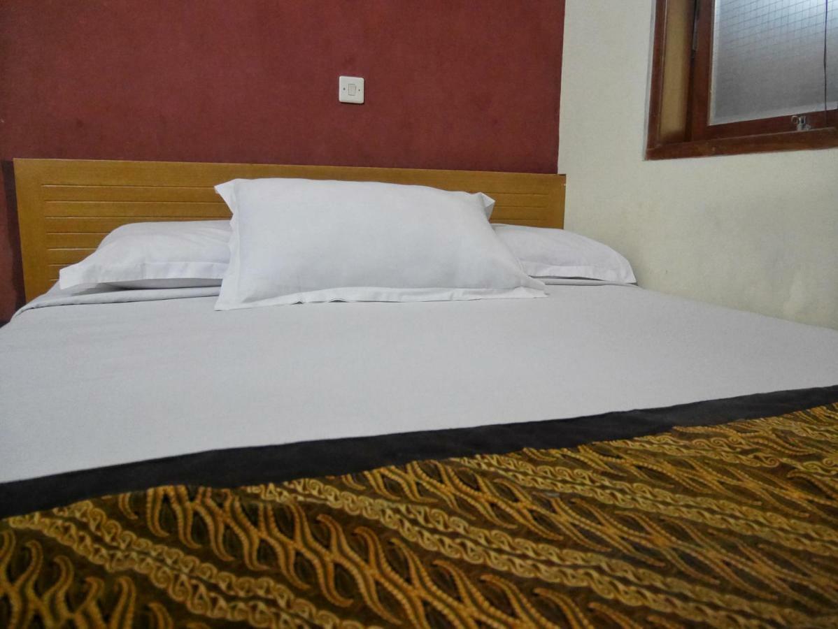 Rumah Tawa Hotel Syariah Бандунг Экстерьер фото