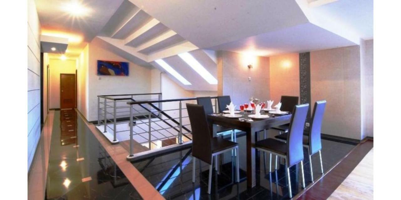 Rumah Tawa Hotel Syariah Бандунг Экстерьер фото